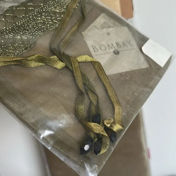 Beautiful Gift Bags Sheer Lace Beaded set of 3 - Picture 6 of 14